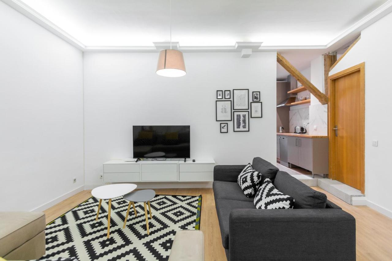 Dobo Homes - Zu84 Мадрид Екстериор снимка